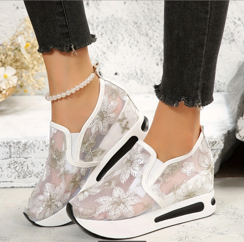 Chaussures plates en dentelle  - Running Gear For Sale avis et prix